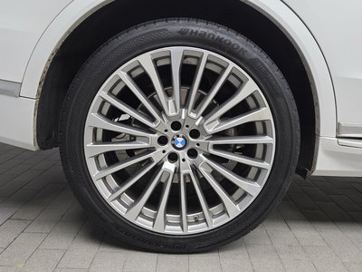 2021 BMW X7 photo 6