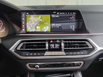 2021 BMW X7 缩略图 20