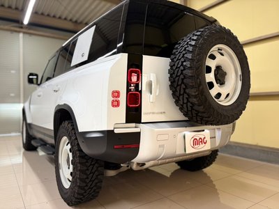 2023 LAND Rover DEFENDER photo 10