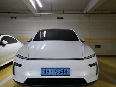 2026 Tesla MODEL Y 照片 2