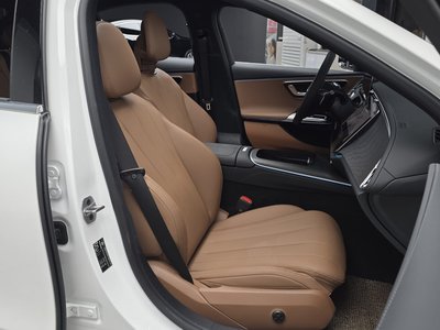 2025 Mercedes-BENZ E-CLASS 缩略图 16