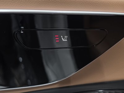 2025 Mercedes-BENZ E-CLASS 缩略图 30