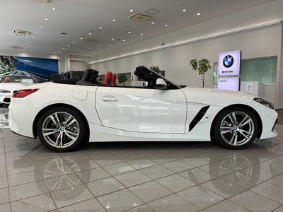2022 BMW Z4 — фото 6