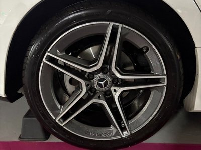 MERCEDES-BENZ CLS - 10