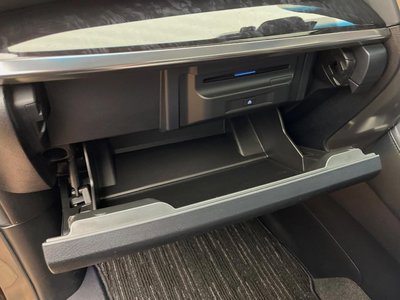 صورة مصغرة 32 لـ 2021 Toyota ALPHARD