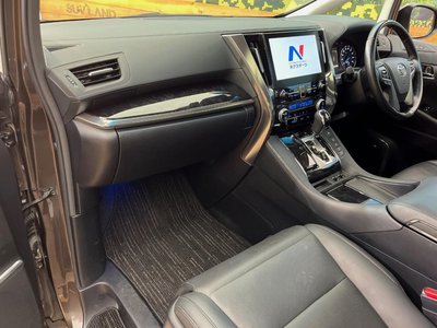صورة مصغرة 63 لـ 2021 Toyota ALPHARD