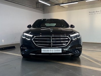 MERCEDES-BENZ E-CLASS - 2