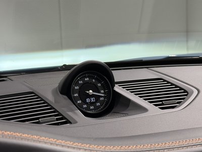 PORSCHE 911 - 9