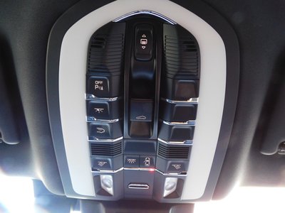 2024 Porsche MACAN — миниатюра 14