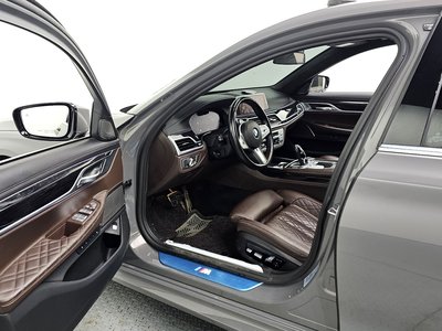 BMW 7 SERIES - 10