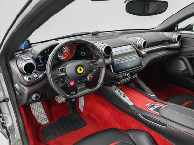 FERRARI GTC4 LUSSO - 3