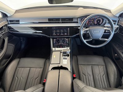 2023 AUDI A8 — фото 7
