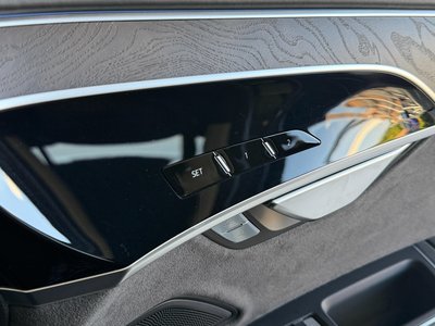 2023 AUDI A8 — миниатюра 95