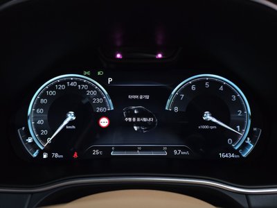 2021 Genesis GV80 thumbnail 11