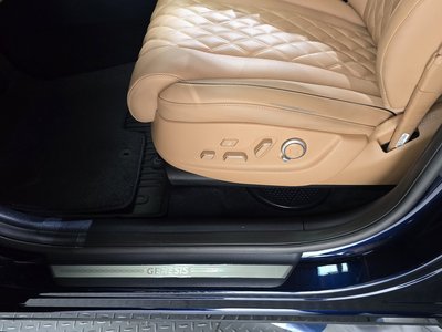2021 Genesis GV80 thumbnail 30