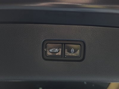 2021 Genesis GV80 thumbnail 23