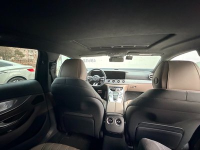 MERCEDES-BENZ GT AMG - 9