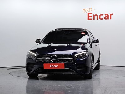 MERCEDES-BENZ E-CLASS - 2