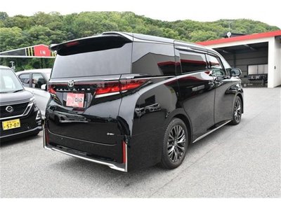 2024 Toyota VELLFIRE — фото 8