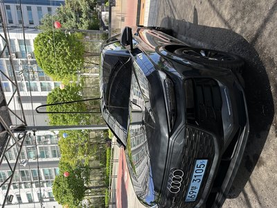 AUDI Q6 - 1