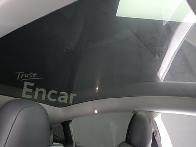 2022 Tesla MODEL Y thumbnail 17