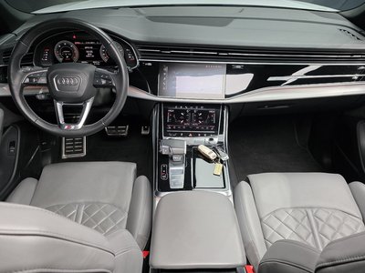 AUDI Q8 - 5