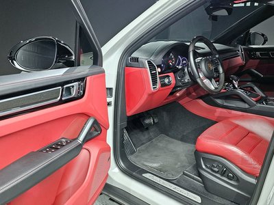 PORSCHE CAYENNE - 10