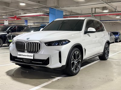 صورة 1 لـ 2025 BMW X5