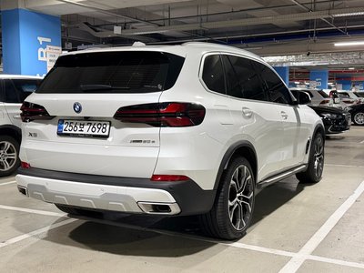 صورة 5 لـ 2025 BMW X5