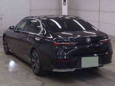 BMW 7 SERIES - 2