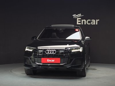 صورة 2 لـ 2023 AUDI Q7