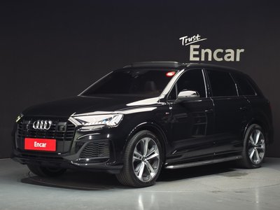 صورة 1 لـ 2023 AUDI Q7