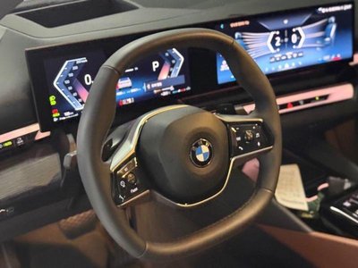 2025 BMW 5 SERIES — фото 7