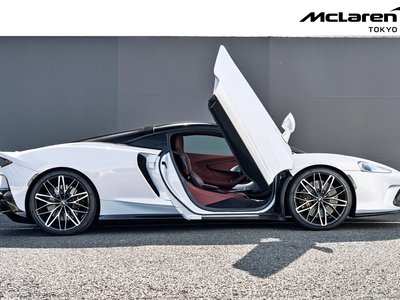 MCLAREN GT - 10