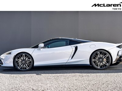 MCLAREN GT - 9