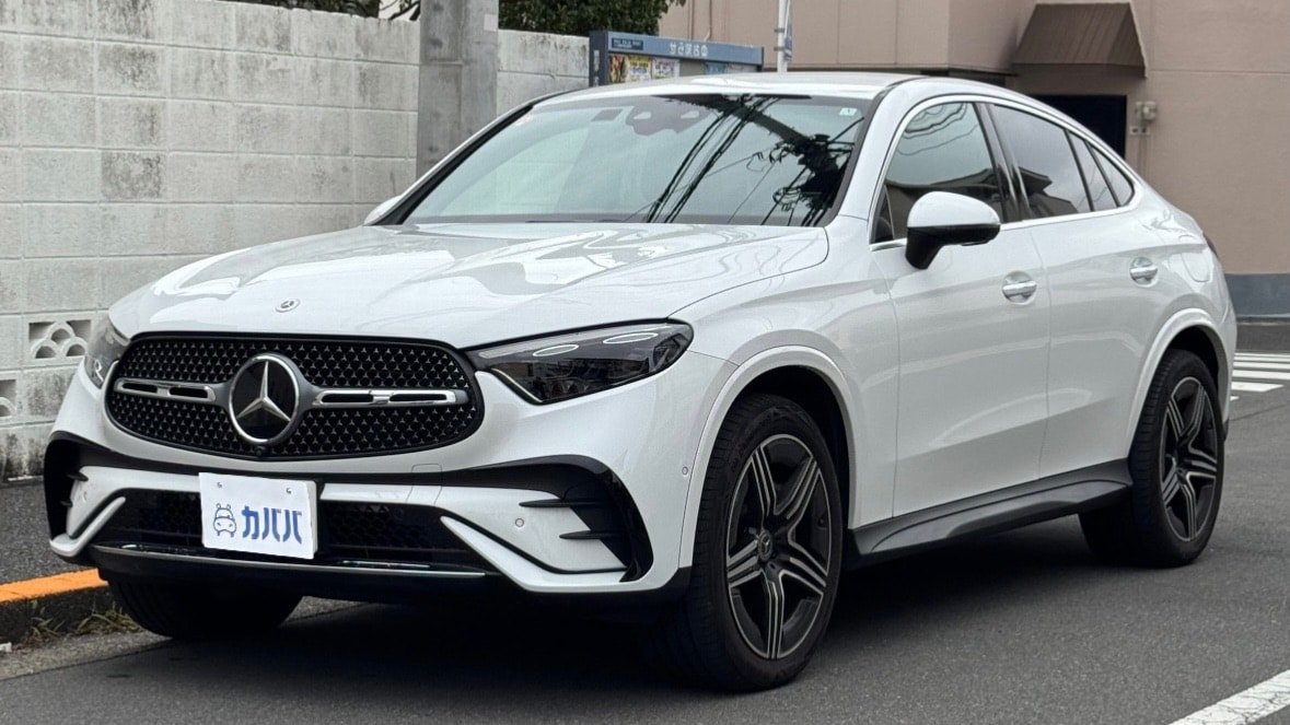 MERCEDES-BENZ GLC-CLASS GLC220D 4MATIC COUPE AMG LINE - View 1