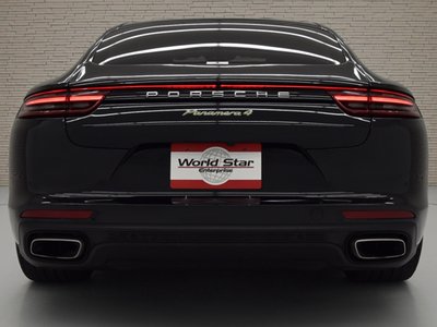 PORSCHE PANAMERA - 6