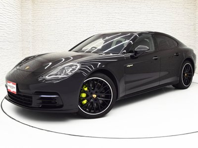 PORSCHE PANAMERA - 3