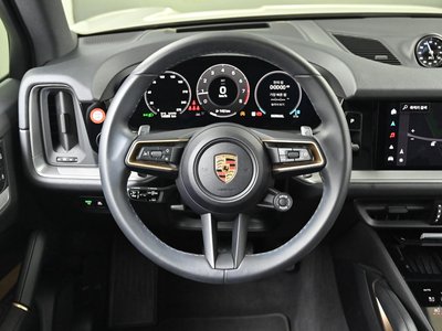 2024 Porsche CAYENNE — миниатюра 13
