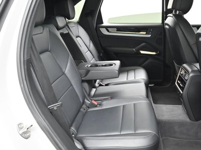 2024 Porsche CAYENNE — миниатюра 12