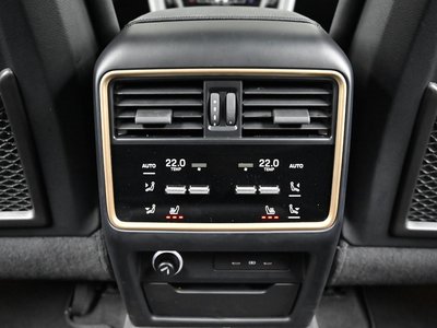 2024 Porsche CAYENNE — миниатюра 16