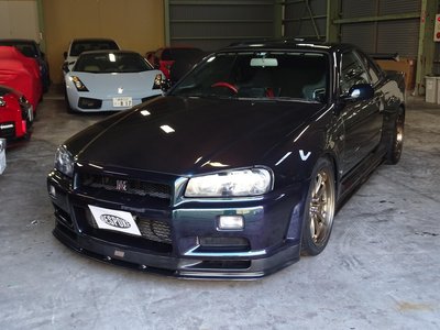 NISSAN SKYLINE GT-R - 2
