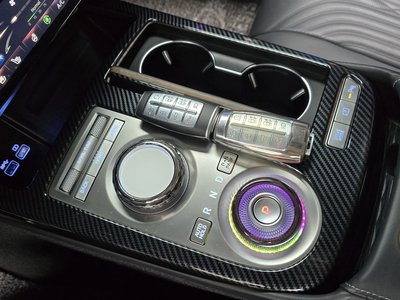 GENESIS G80 (RG3) - 9