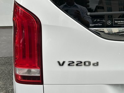 صورة 8 لـ 2023 Mercedes-BENZ V-CLASS