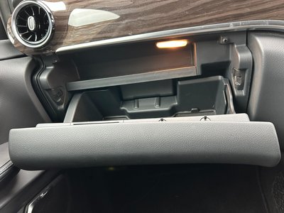 صورة مصغرة 31 لـ 2023 Mercedes-BENZ V-CLASS
