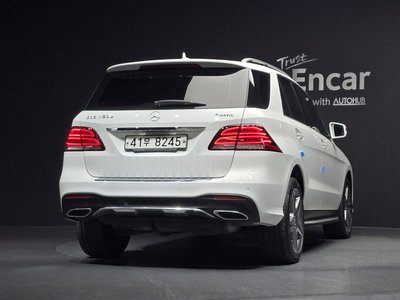 MERCEDES-BENZ GLE - 4