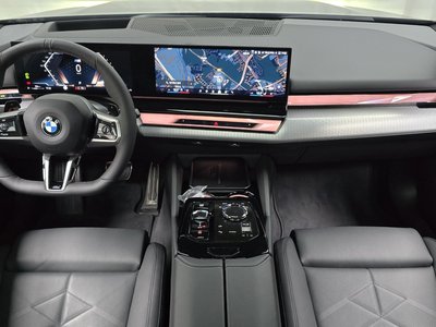 2025 BMW 5 SERIES photo 5