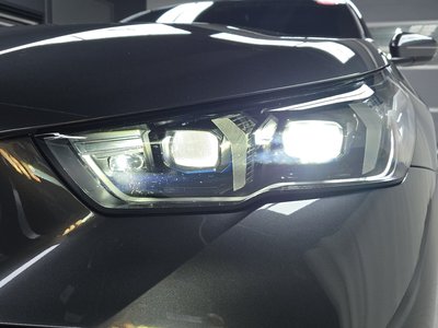 2025 BMW 5 SERIES photo 9