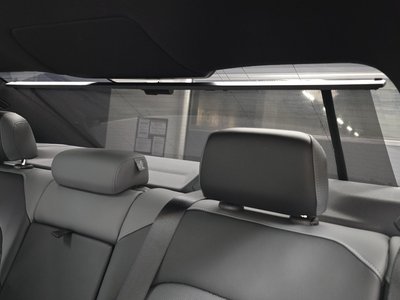 2025 BMW 5 SERIES — миниатюра 33