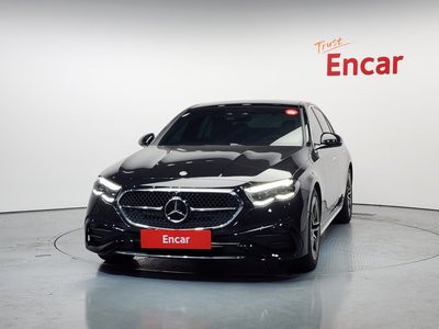 MERCEDES-BENZ E-CLASS - 2